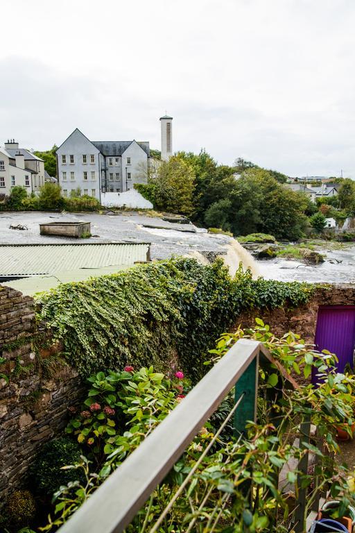 إينيستيمون Byrnes Wine Dine Stay المظهر الخارجي الصورة