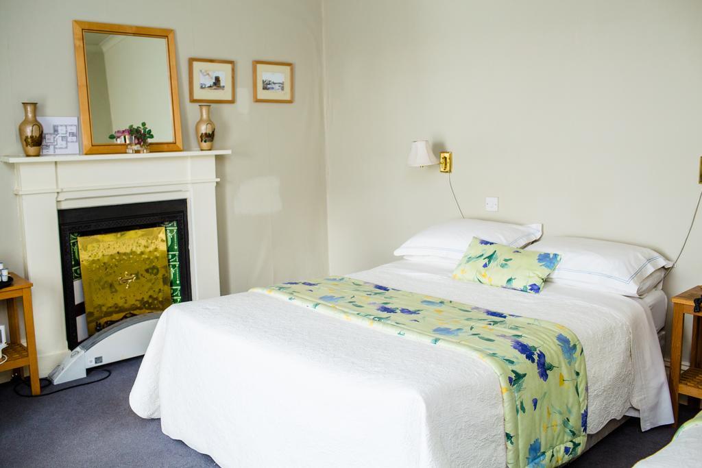 إينيستيمون Byrnes Wine Dine Stay الغرفة الصورة